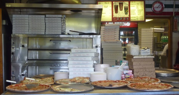 New Park Pizza: A Howard Beach Institution